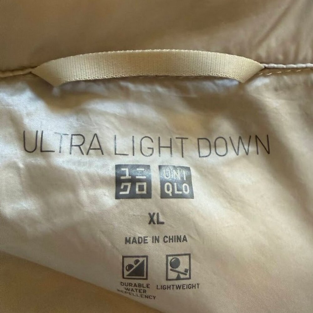 Uniqlo Ultra Light Weight Ultra Warm Down Puffer - Picture 5 of 12